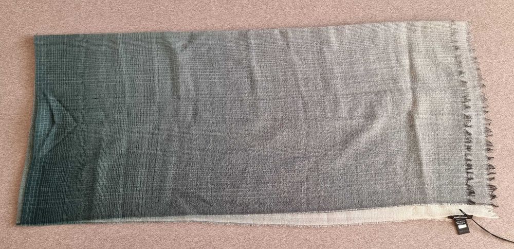 Нов Вълнен Шал с Омбре Ефект на Just Cavalli