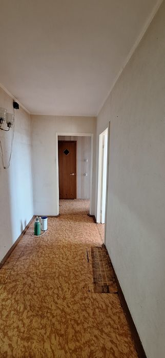 Продам 2хком квартиру район Достык Молл.