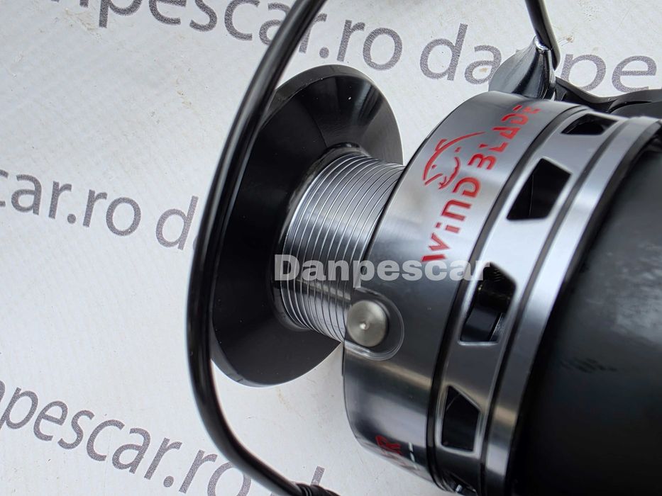 SET 4 Mulinete Windblade TB12 70FR 8 rulmenti cu BAITRUNNER 0,32-400m