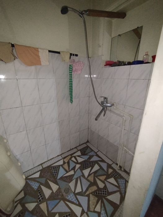 Продаю участок угловой на  улица Иззат