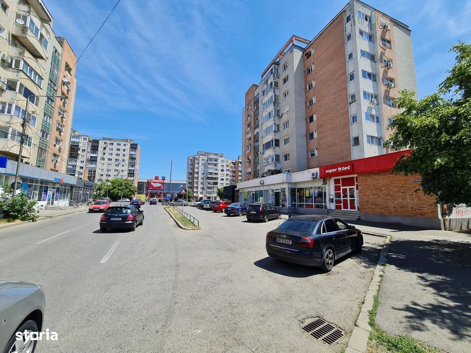 Vand Spatiu Comercial zona Fortuna 2intrari, 377c/245 utili.Comision O