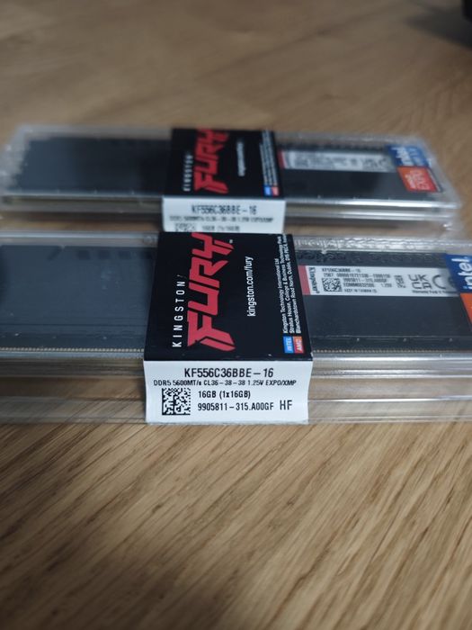 RAM (2x16GB) DDR5 5600 MHz CL36 *Garanție*