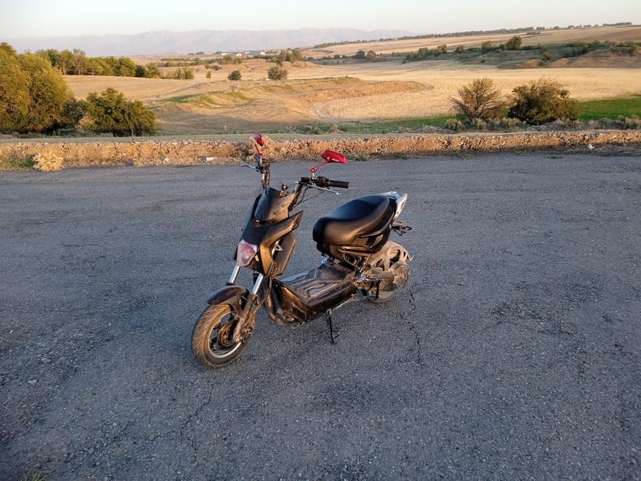 Продаю электро скутор