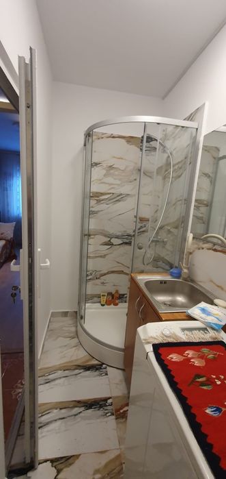 Garsonieră de închiriat