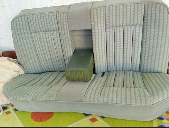 Мерседес 124  Сиденье