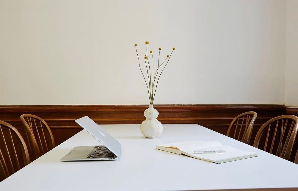 Масивна бяла маса