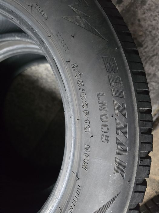 Bridgestone 205/60 R16 96H MS iarnă