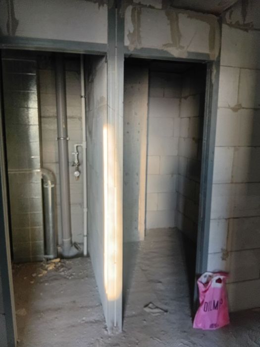 Сергели  чоштепада 2/8/17 каробка Квартира сотилади.квадрати 55. Нархи