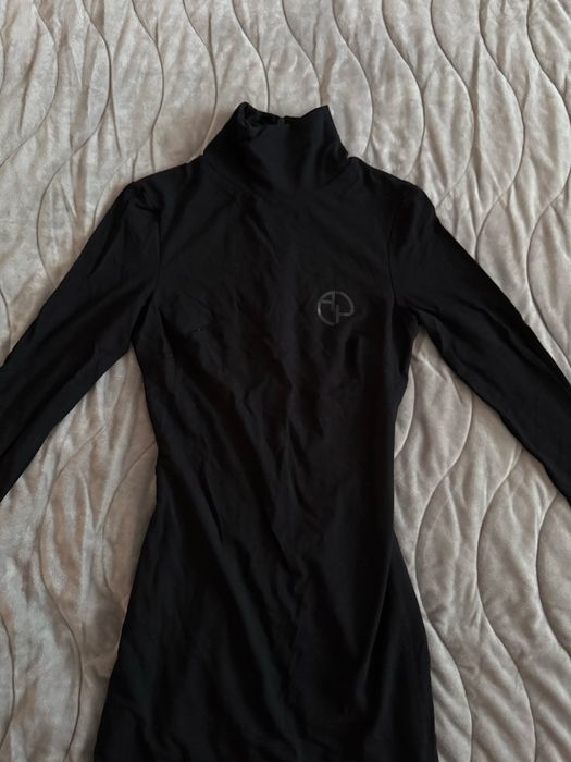 Черна рокля Alessa