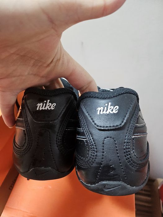 Нови дамски спортни обувки, размер 38, стелка 24