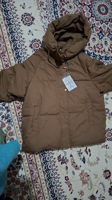 Продам стильную красивую куртку