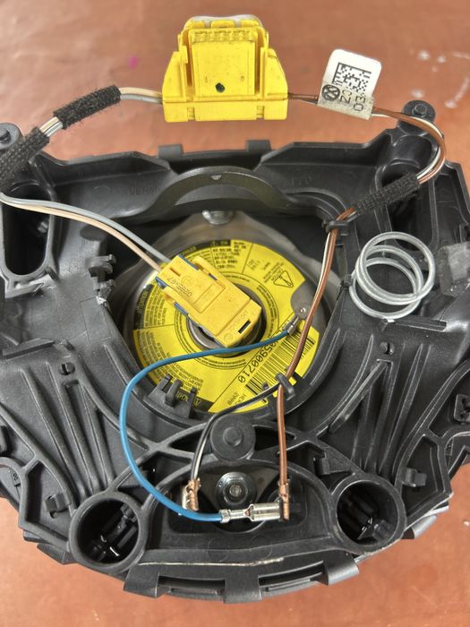 Airbag volan 4 spite vw passat b6 an 2005-2010