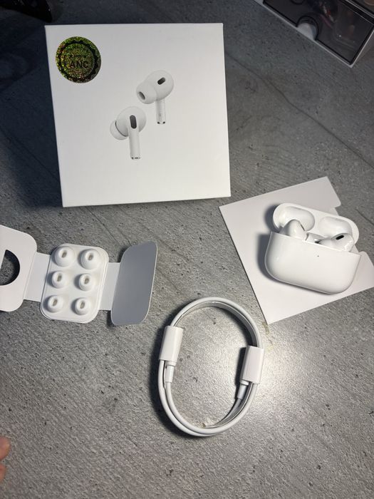 Airpods 2 pro (nefolosite)(sigilate)