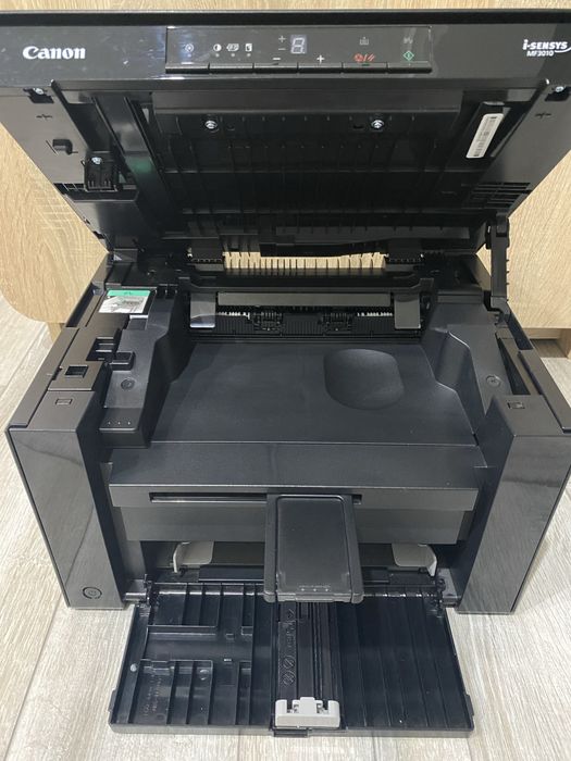 МФУ Canon MF3010