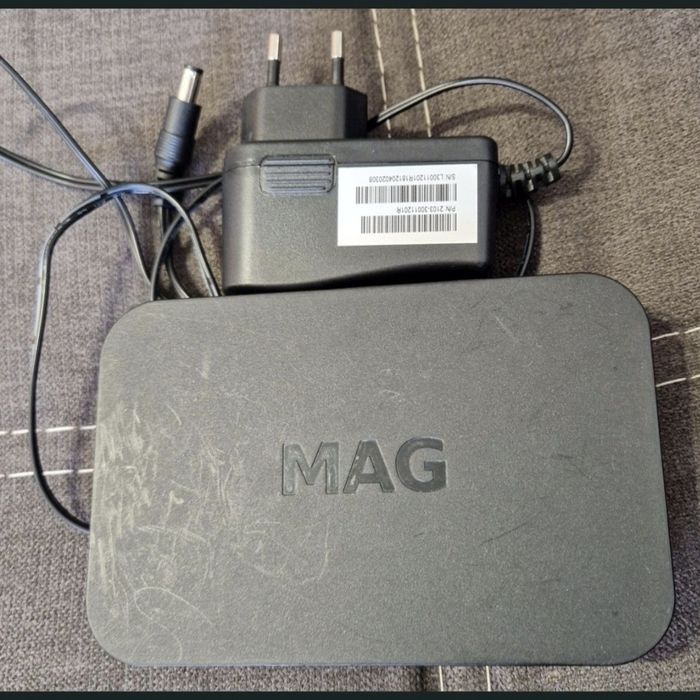 Vând IPTV MAG 254w1