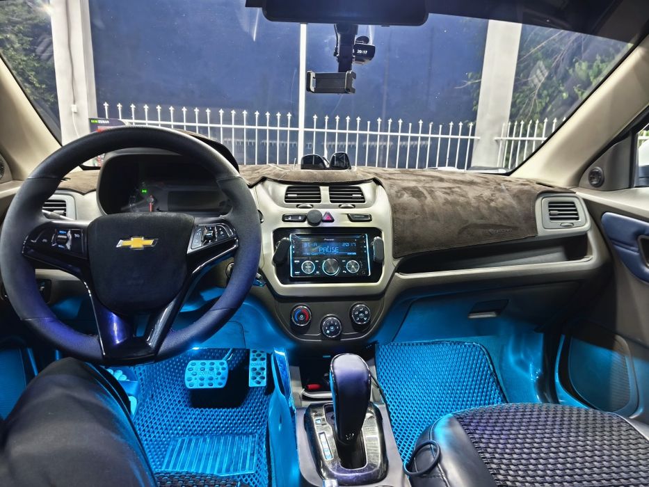Chevrolet Cobalt 2023