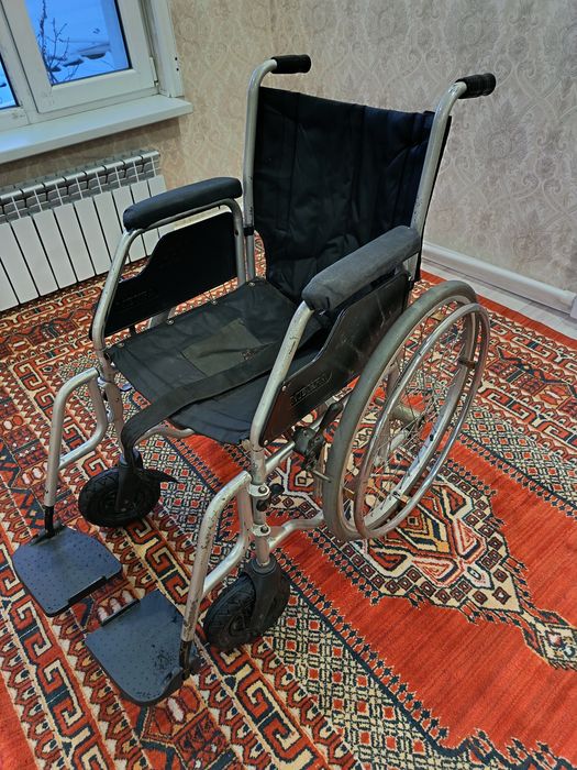 Каляска инволидная