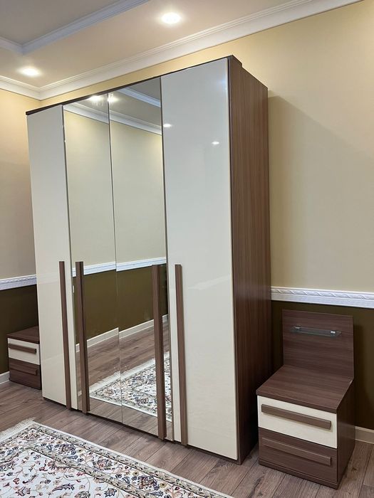 Спальный гарнитур