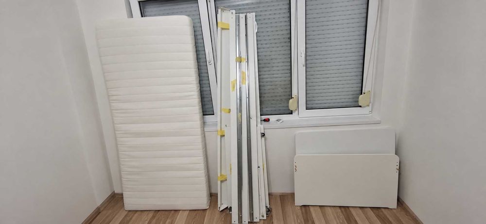 IKEA SLÄKT 90x200 – двойно сандвич легло с 2 чекмеджета + матрак