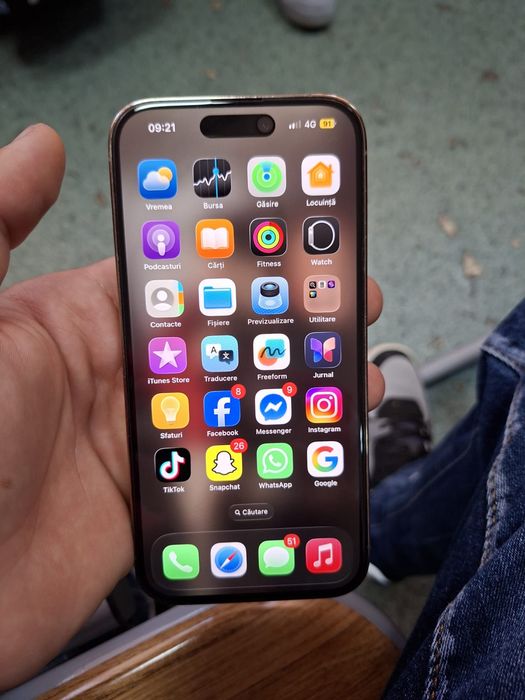Vand iphone 14 pro impecabil