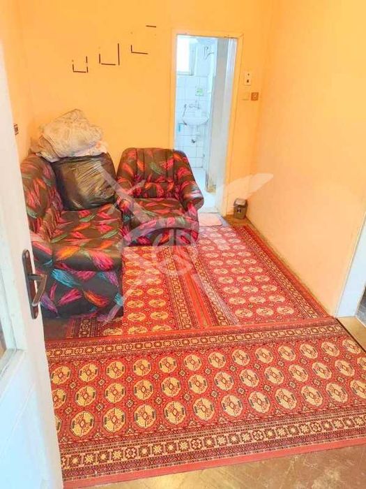 Етаж от къща в Карнобат 63141