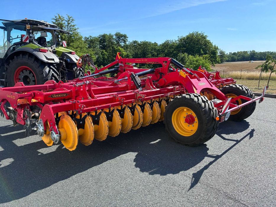 Vaderstad Carrier 725XL