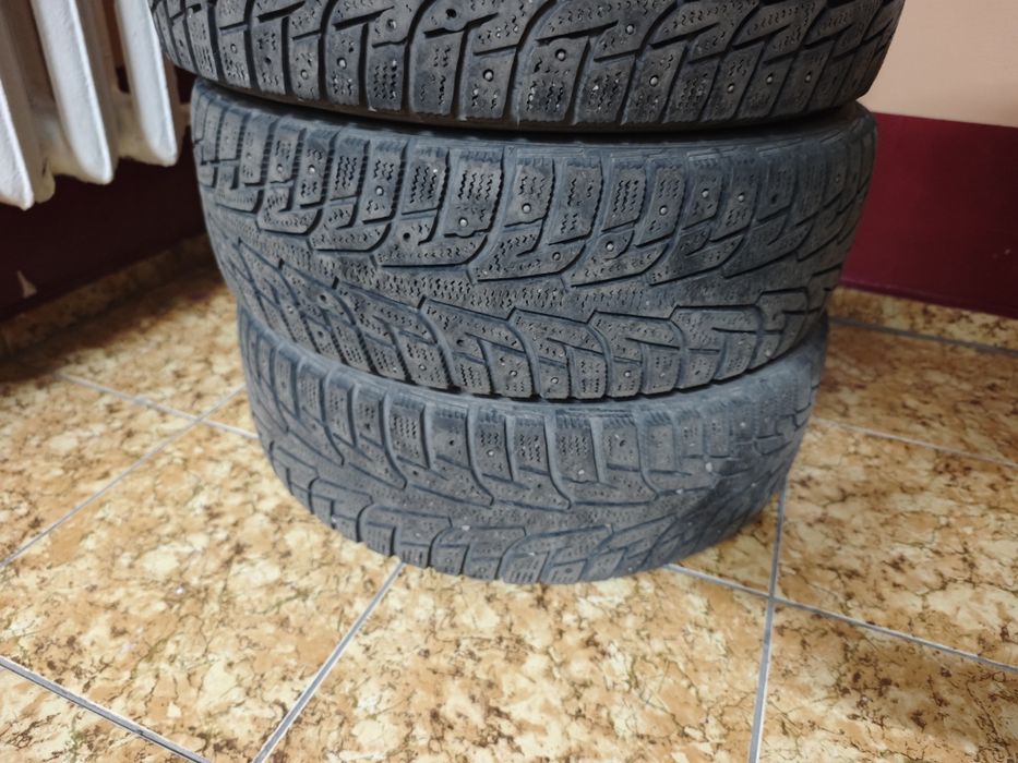 Продам зимние шины