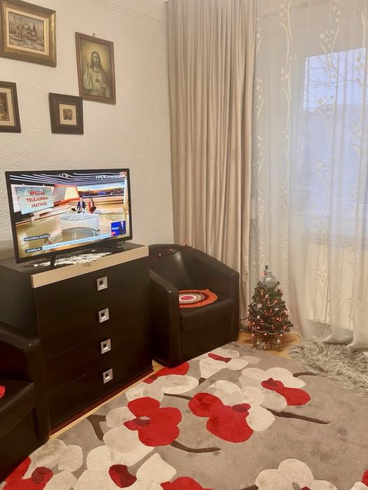 Apartament 3 cam decomandat et 2/4, bvd chimiei