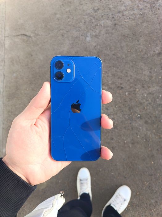 Iphone 12 sotiladi srochno