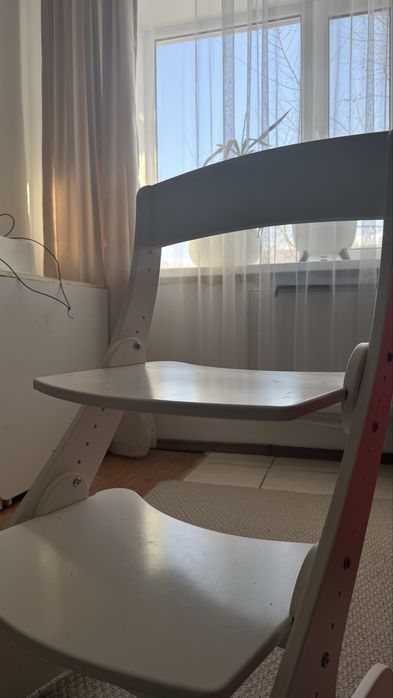 Продам детский стул