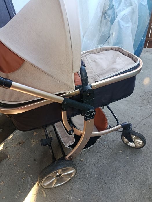 Продам детскую коляску