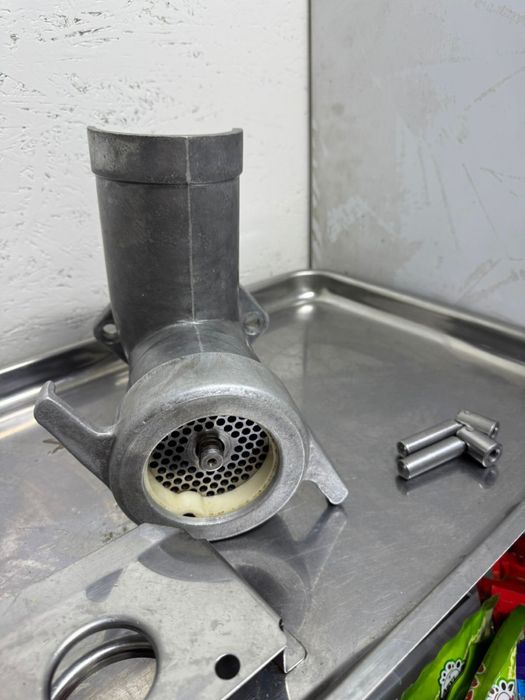 Продам мясорубку Торгмаш