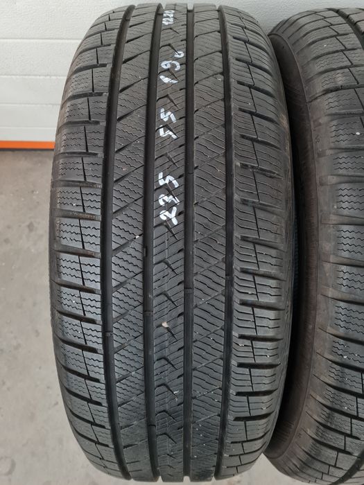 Всесезонни гуми 4 броя за Джип VREDESTEIN Quatrac 235 55 R19 дот1220