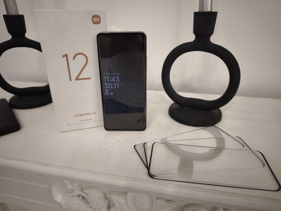 Продам Xiaomi 12