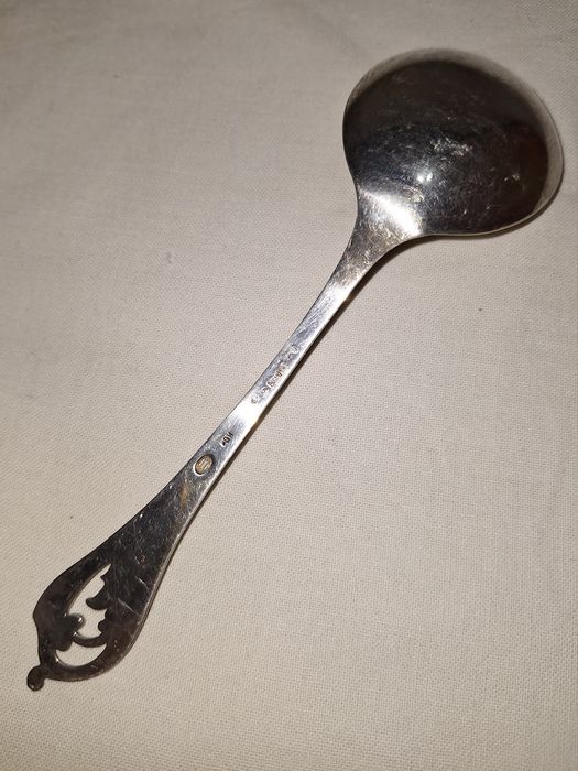 Сребърна лъжичка за маслини