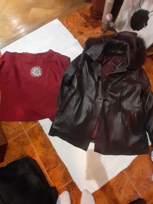 Geacă de piele și  bluză mărime XL