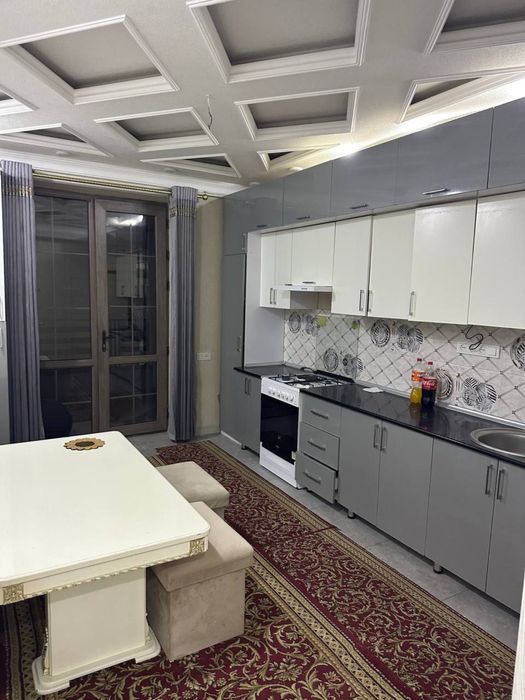 Чилонзор 19.  3 х комнатная с обстановкой аренда