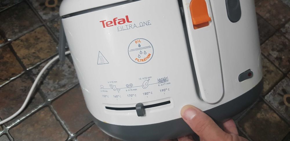 Friteuza Tefal 1900 W
