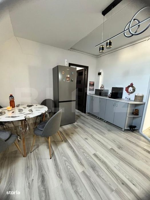 Apartament 2 camere, etaj 3, zona Sud — fotografia 3