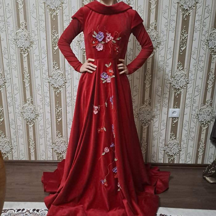 Вечернее платье, oqshom ko'ylagi