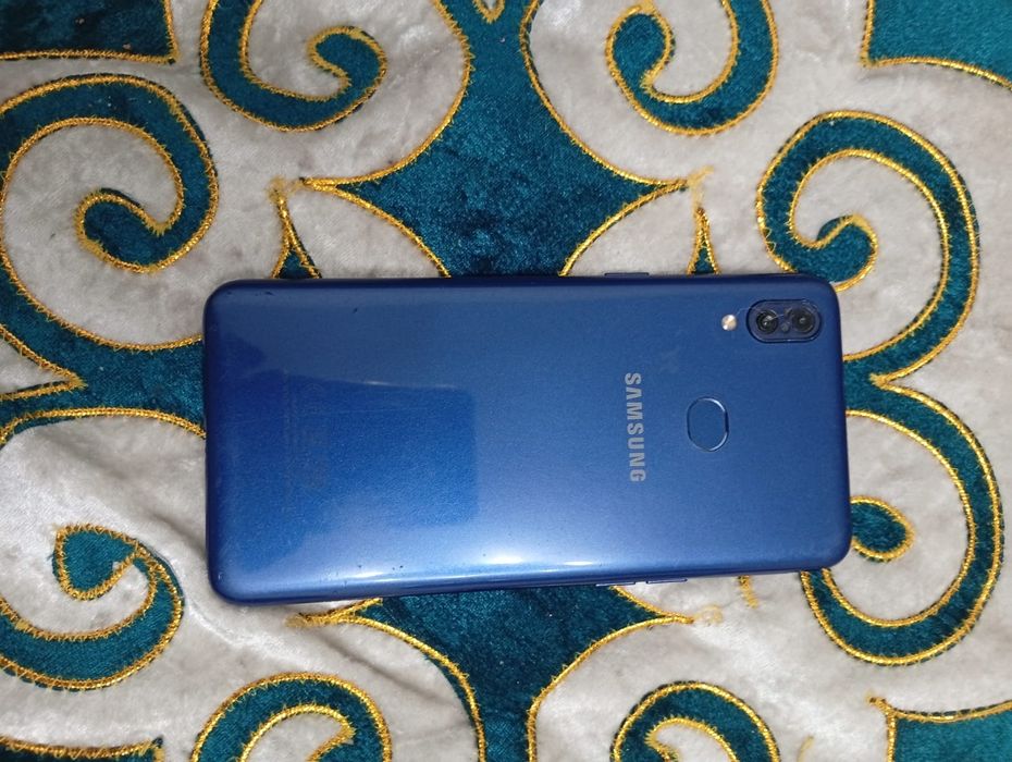 Продаеться Самсунг А 10 s