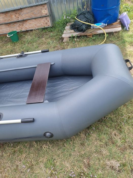 Продам лодку АКВАМАСТЕР 3000