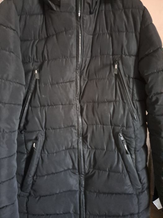 Продам зимнию куртку REMAIN