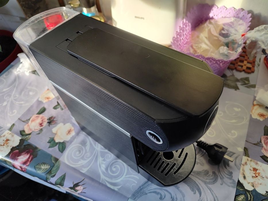 Aparat de cafea Illy Easy cu pad-uri ESE