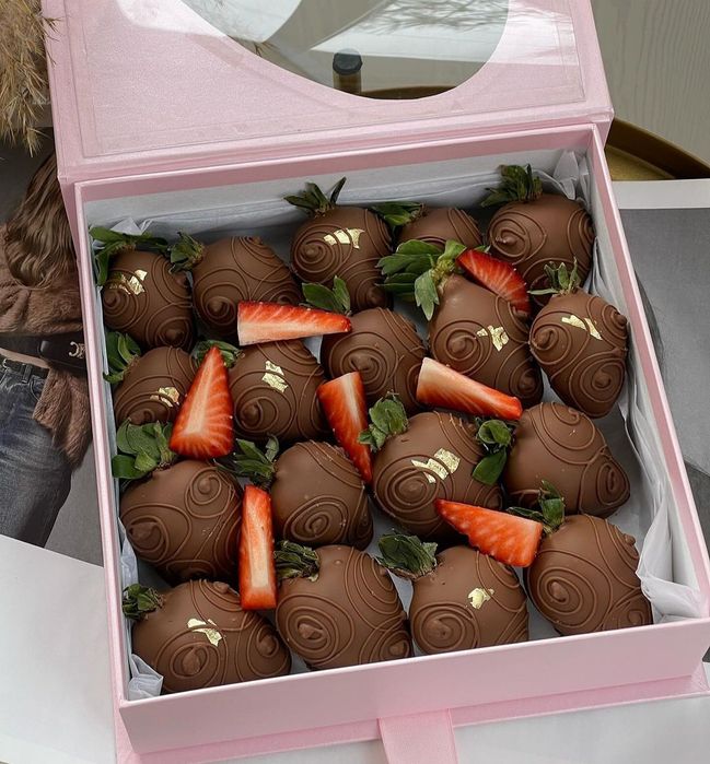 Клубника в шоколаде Алматы Кулпынай