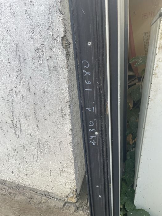 Продам двери окна