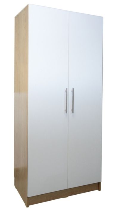 Распашной шкаф и обувница