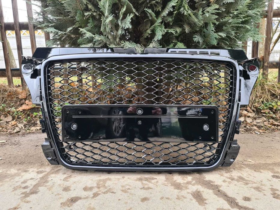 Grila pentru Audi A3 8P Facelift (2007-2012) RS Design Negru Lucios