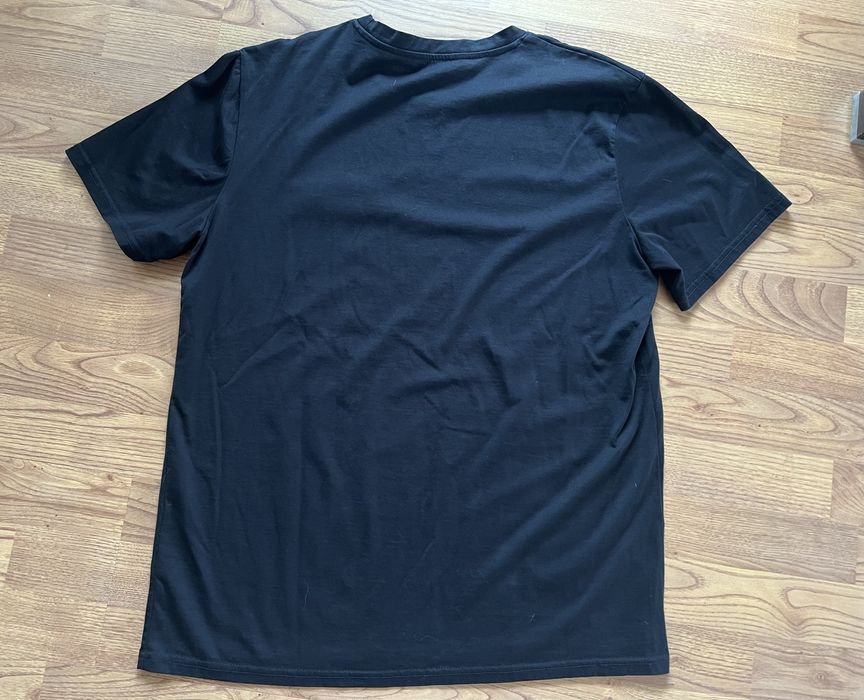 Balmain тениска.