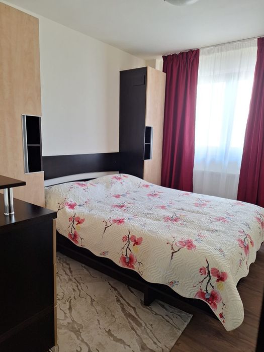Inchiriez apartament 3 camere ultracentral